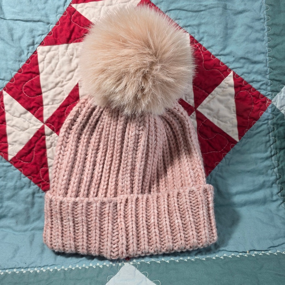 LOFT Beanie Women One Size Pink Faux Fur Pom Ribbed Knit